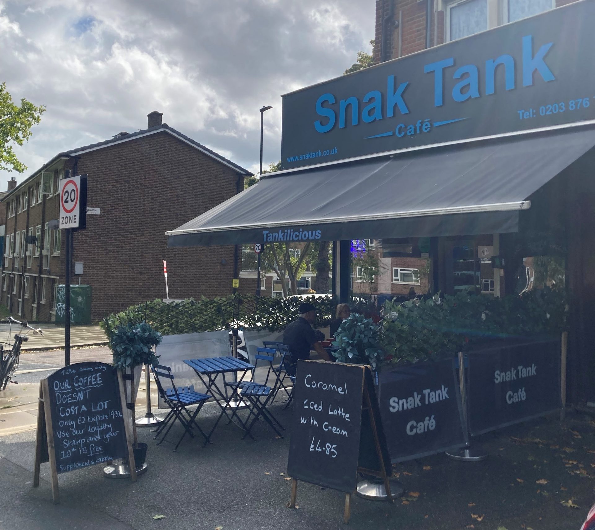 Snak Tank Cafe